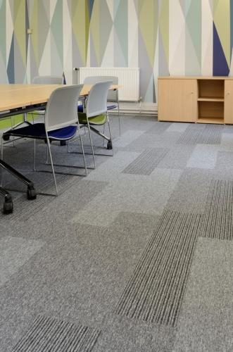 Storthes-Hall-lateral-tivoli-planks-13-530x800