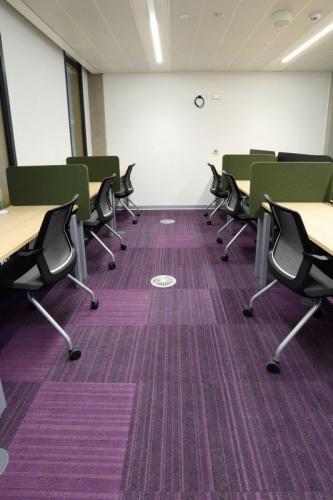 burmatex-carpet-tiles-in-birmingham-university-library-03-533x800