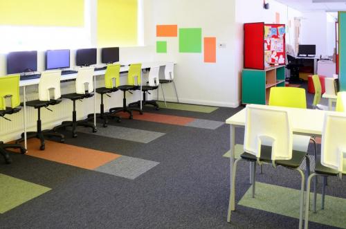 tivoli-loop-pile-carpet-tiles-hall-park-academy-04-1200x795
